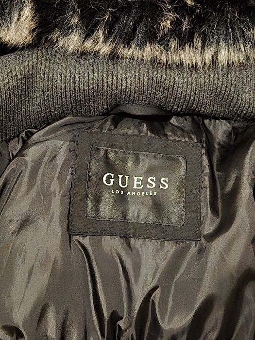 Geaca Guess mărimea M