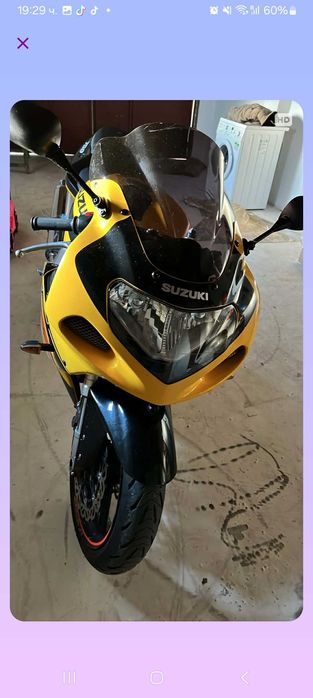 Модел: Suzuki GSX-R 750 K2 ​Година на производство: 2002 г. ​Кубатура: 749 кубика ​Мощност: 141 к.с. (Инжекцион) ​Скоростна кутия: Ръчна, 5-степенна