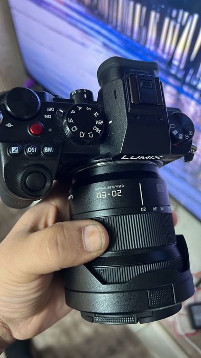 Panasonic Lumix S5D Обектиф 20-60