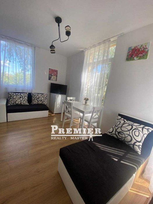 Продава се Двустаен апартамент в к.к. Слънчев бряг - 52 кв.м за 577 €/кв.м - Снимка #1