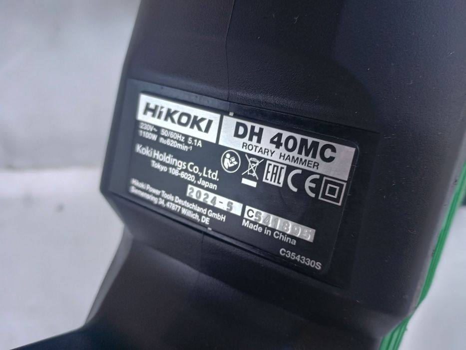 Ciocan rotopercutor hikoki dh 40 mc impecabil. La cutie