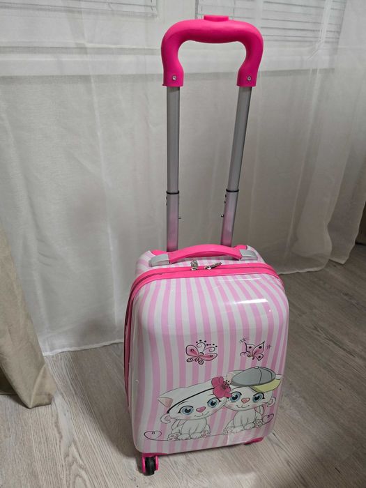 Детски пътнически куфар