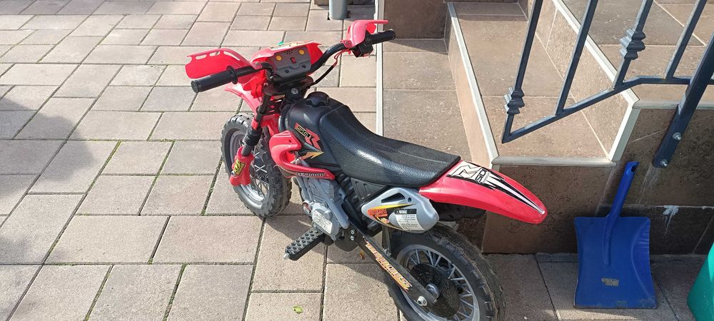 Motocicleta electrica pentru copii