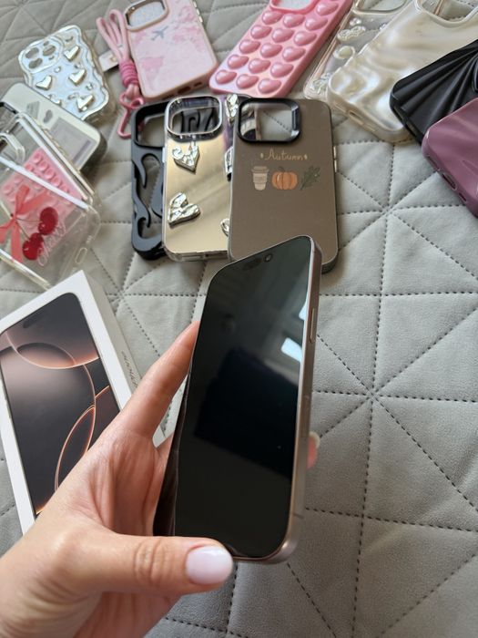 iPhone 16 Pro 128GB  Desert Titanium