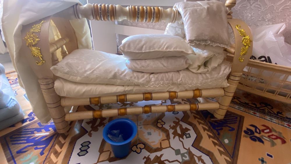 Продам бесик, бесік сатамын, колыбель