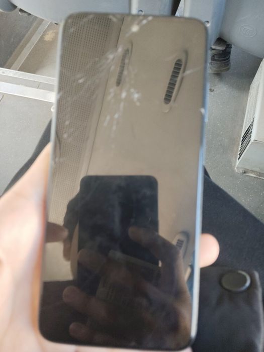 Продам редми 10 .