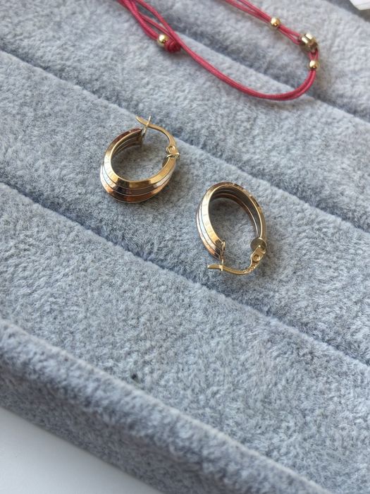 Златни обеци три вида злато 14 карата(585) 2.35