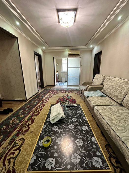 4 мактаб енида уй сотилади