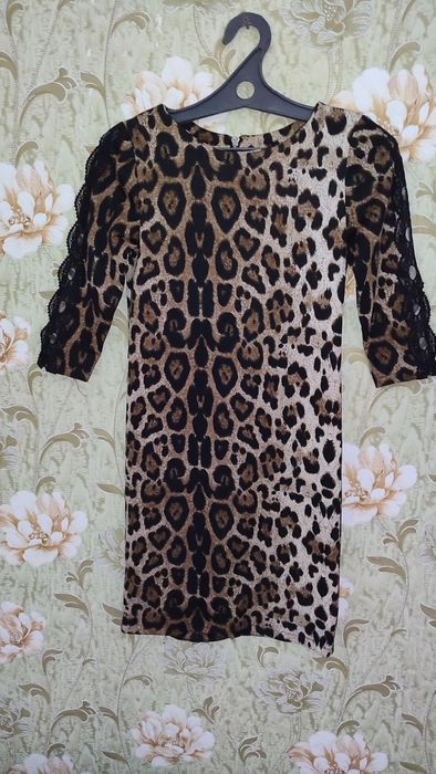 Продам платье леопардовое