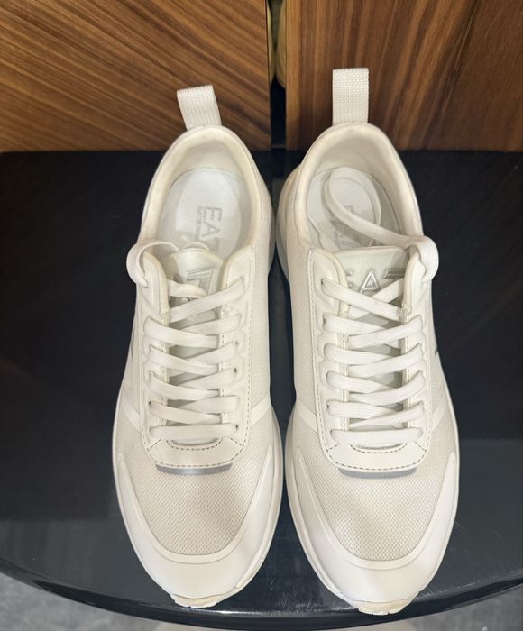 Крассовки Emporio Armani