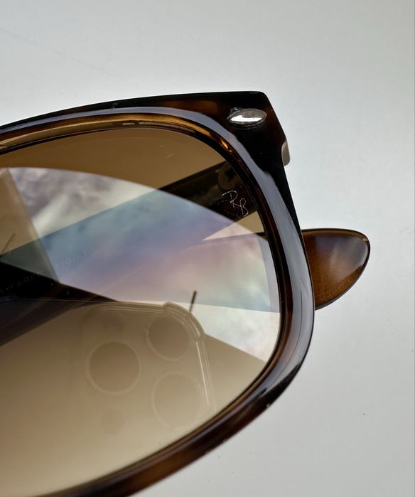 Ray Ban New Wayfarer RB2132 52-18 Havana Brown Gradient
