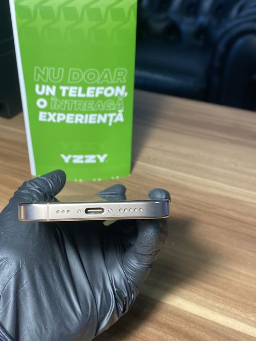 iPhone 16 Pro • 256 GB • Desert Titanium