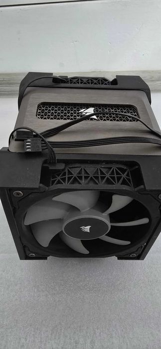 Vand Cooler CORSAIR A500 Dual Fan