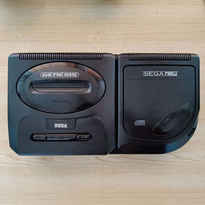 Игровая приставка Sega Genesis + Sega CD