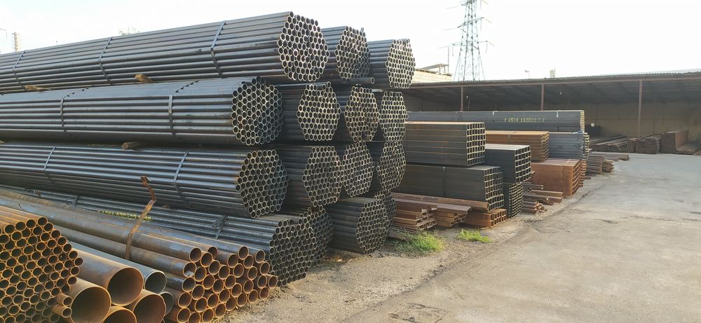 Металл буюмлари, арматура, лист, профил, симлар ва цемент