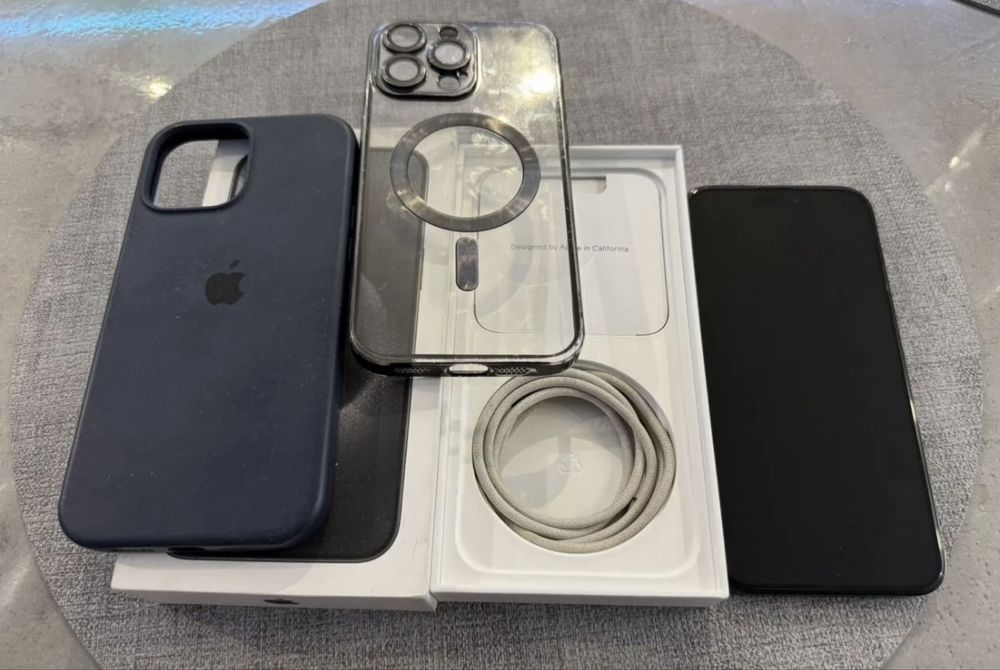 Айфон 15 Pro max на 256