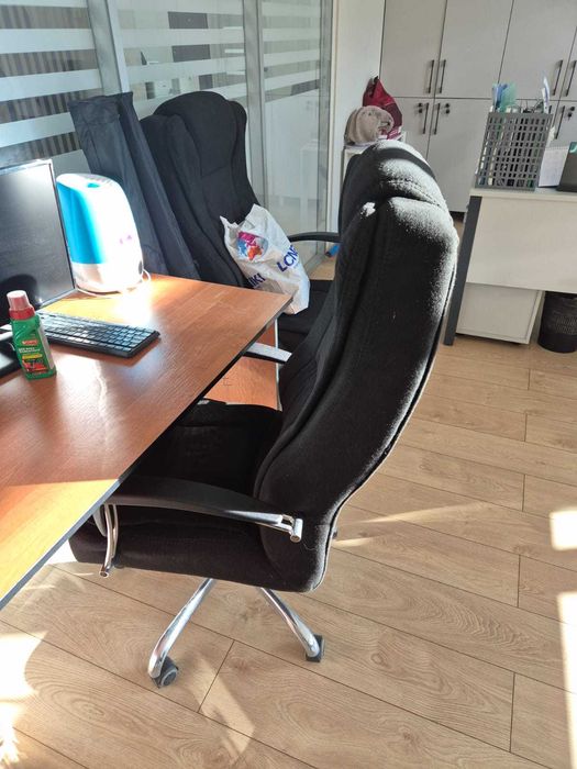 Офисные кресла б/у