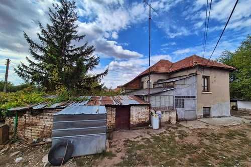 Къща в село Борован обл. Враца .