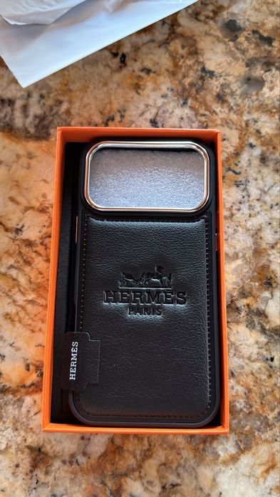 Husa Hermes Iphone 17 Pro Max noua in cutie
