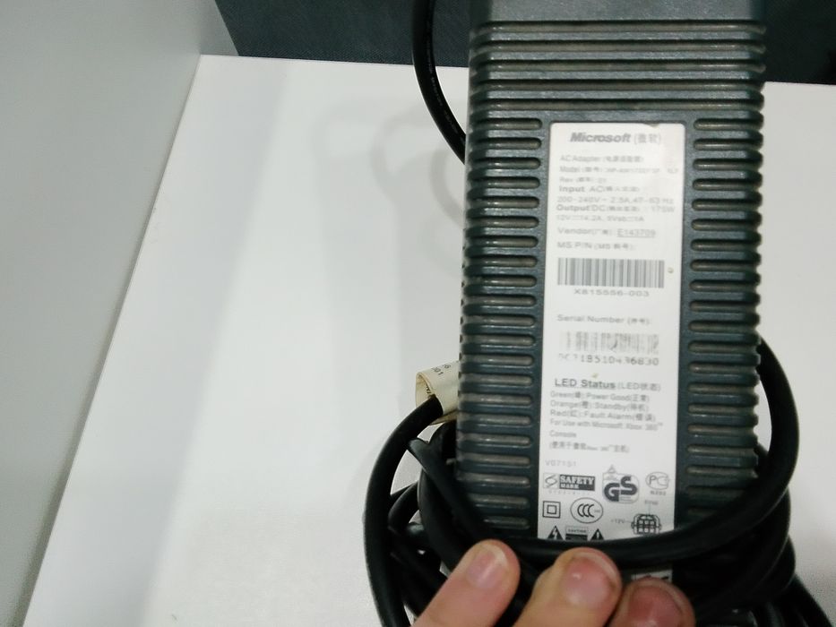 Продам xbox 360 не дорого без торга
