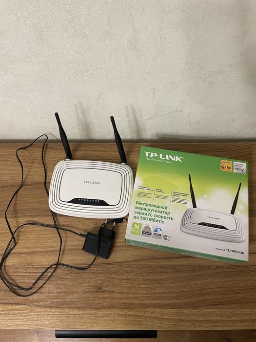 Продается вай фай роутер tp-link n 300 wifi