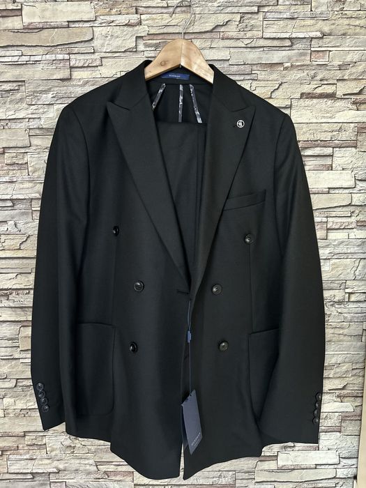 Новый костюм (25.000)