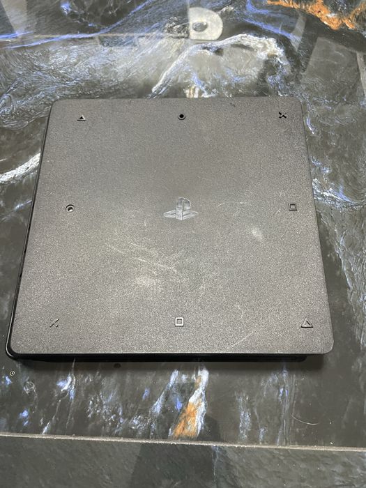 Playstation 4slim