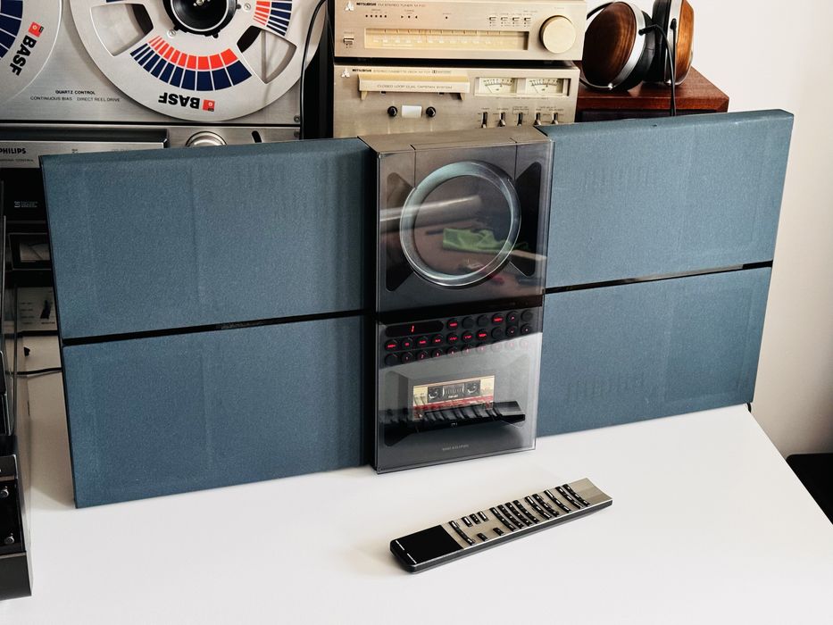Bang & Olufsen BeoSound Century / 2651 – Music Centre Hi-Fi CD, Casetă Auto Reverse, FM/AM, Dolby, HX-Pro, Boxe Active, Telecomandă