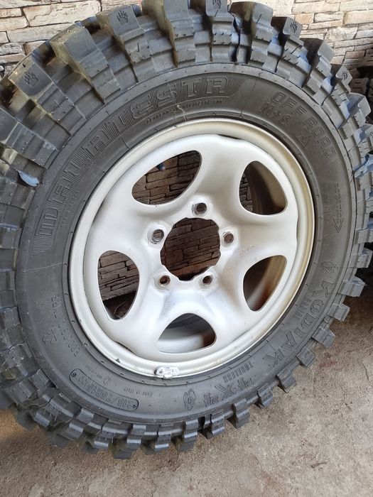 Продавам Гуми и джанти