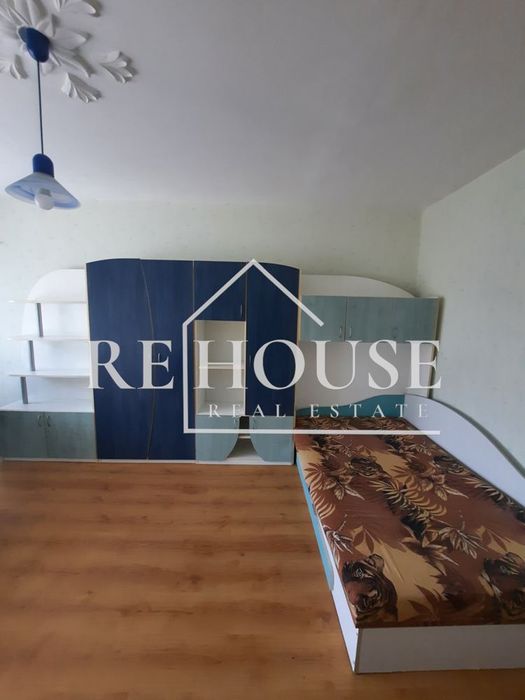 Дава се под наем Четиристаен апартамент в Варна, Младост 1 - 90 кв.м за 698.19 € - Снимка #2