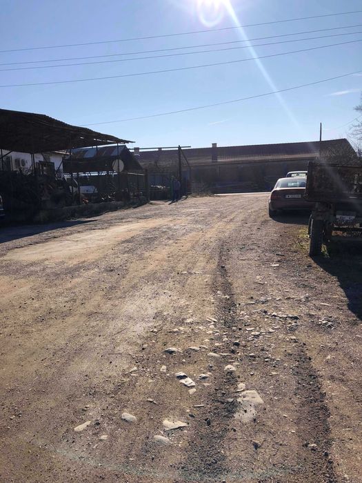 Стопанска сграда в с. Боровци