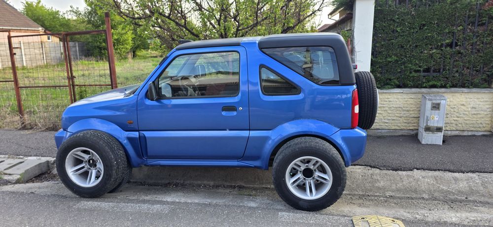 Vând Suzuki Jimny hard top 4x4