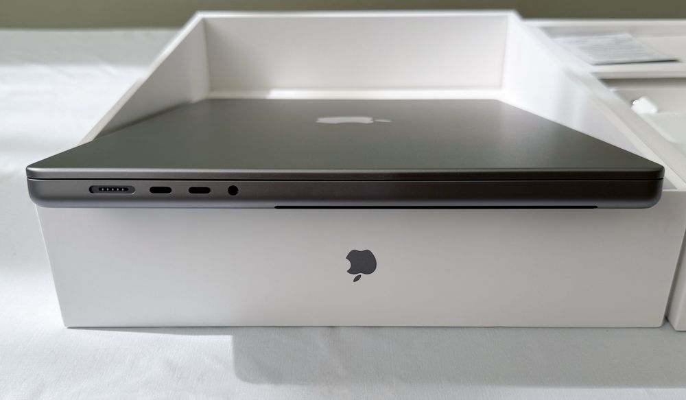 Macbook Pro 16 1m pro, 32 gb ram, 512 ssd