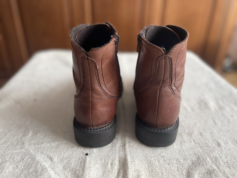 продавам кожени кафяви зимни боти