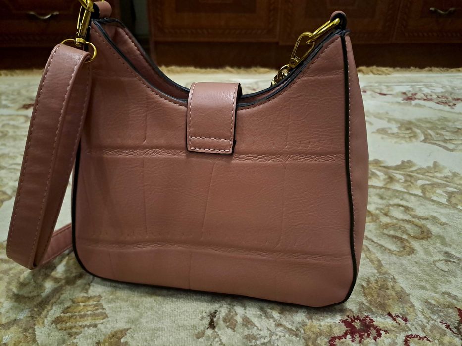 Продается новая сумка.