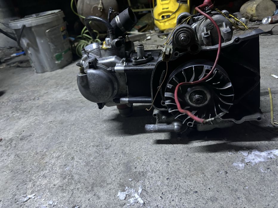 Продам двигатель от квадроцикла 300 кубов