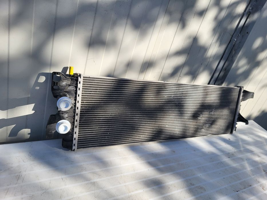 Radiator apa auxiliar Volkswagen t6 2.0