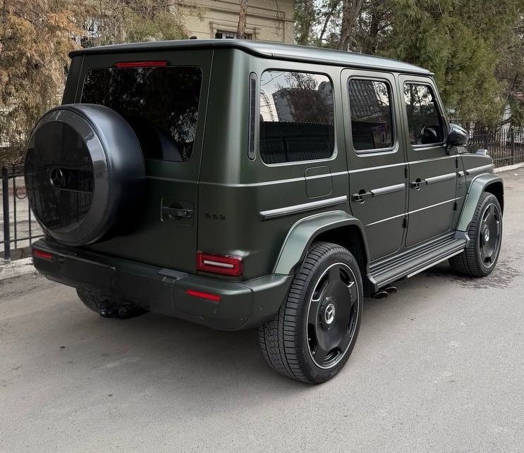 Mercedes-Benz AMG G63 Manufactur 2025 год