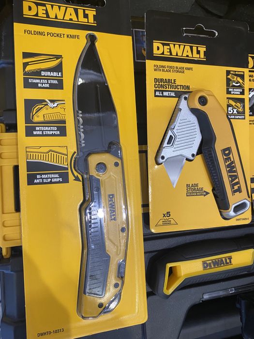 Нож DeWALT - Универсални , Сгъваеми , Макетни