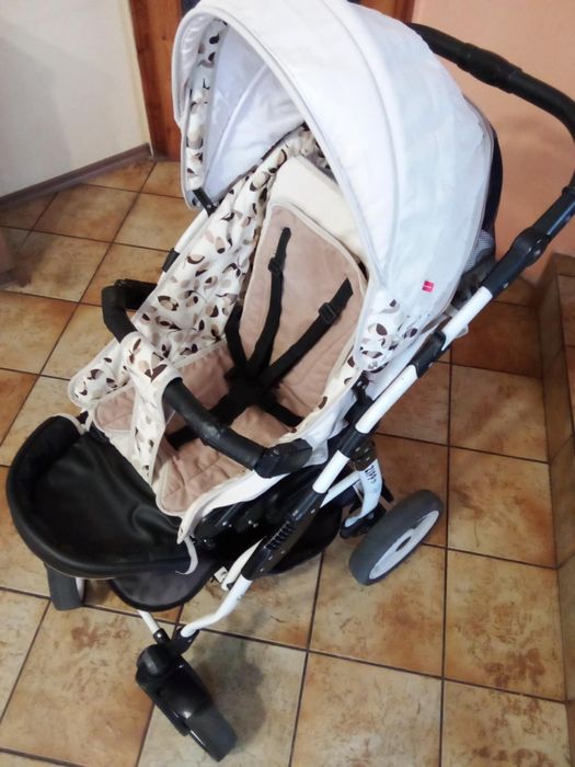 Продавам бебешка количка