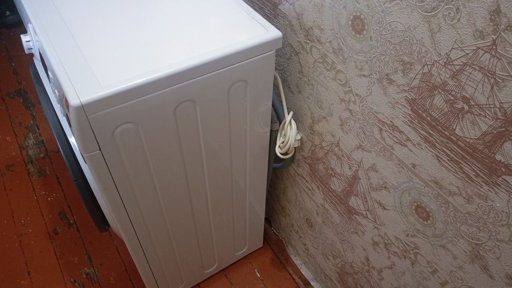 Стиральная машина Hotpint Ariston