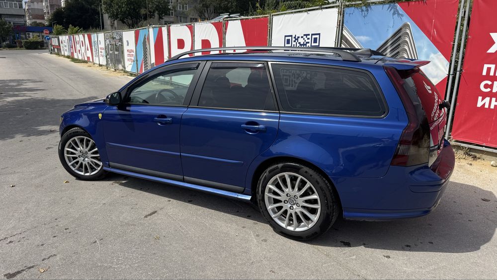 Продавам Volvo v50 2D HDI 2007г