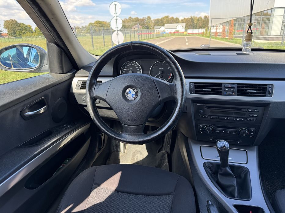 Bmw e90 320d anul 2005