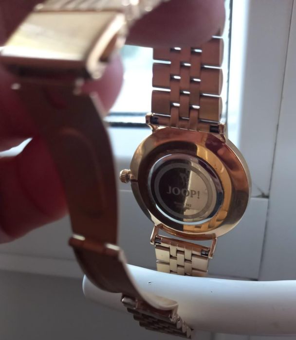 Vând ceas damă  nou de bună calitate