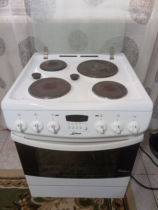 Продам элекроплиту б/у