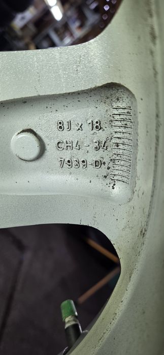 ПЕЖО оригинални джанти 225/40/18 8J×18 ET34 4×108 цо54 дот 0320