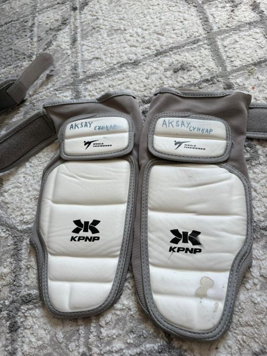электронные носки KPNP для тхэквандо