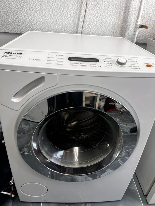 Vand masina de spalat Miele Softtronic