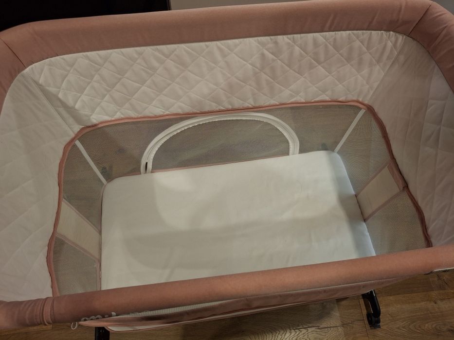 Легло next to me Lorelli