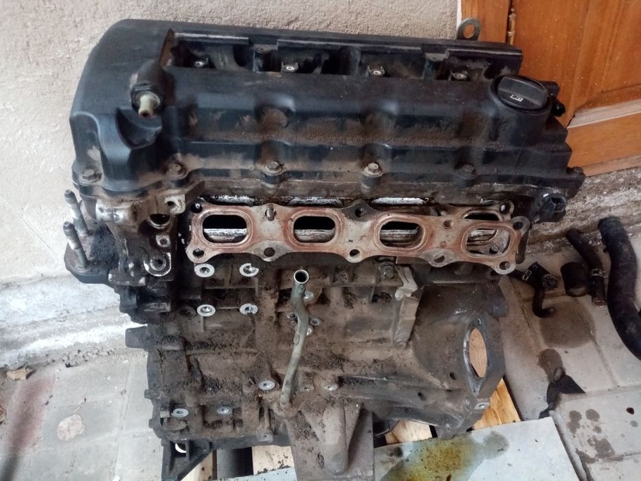 Продам двигатель на лансер 10 бу